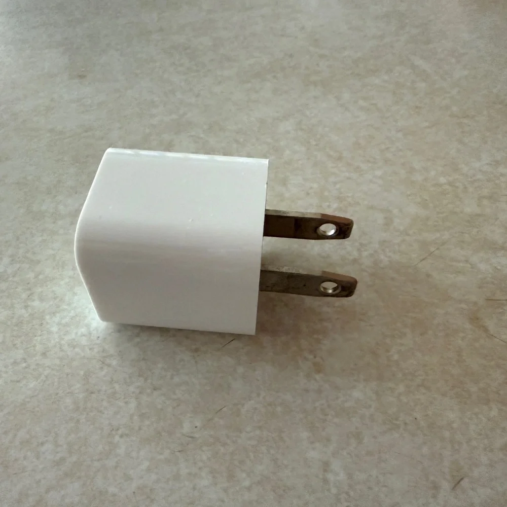 Apple White USB Power Adapter Wall Charger